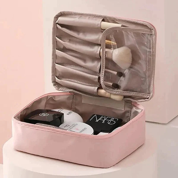 GRWG (Get Ready With Graussie) Make Up Bag